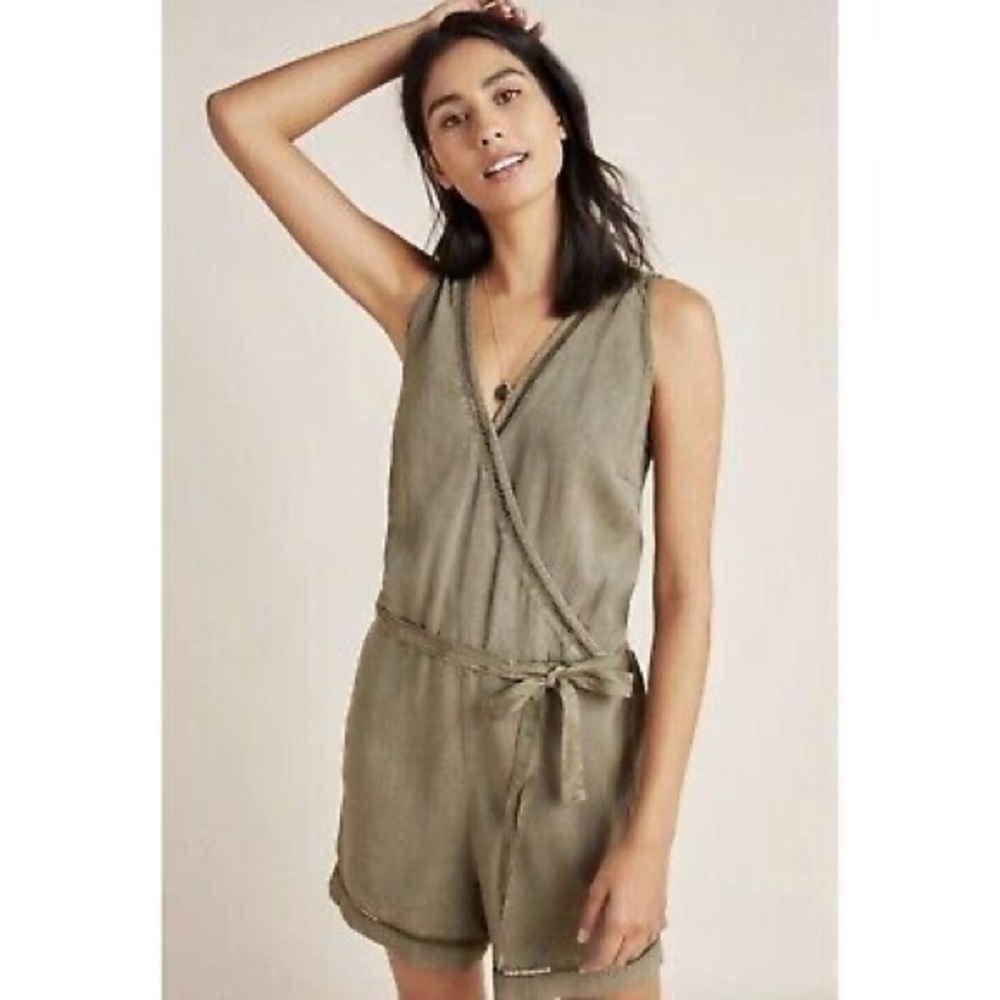 Cloth & Stone Burlingame wrap romper - like new
